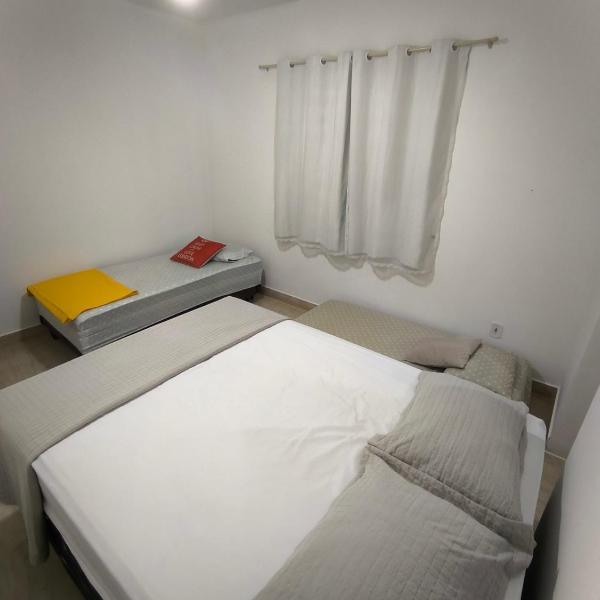 Casa inteira 3 quartos Vila Capri bairro nobre 14 pessoas e 6 carros - Foto 2