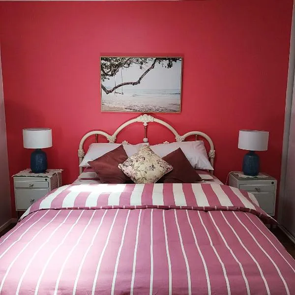 Corporate or Freelance worker & Tasmania Ferry Base-Short Long Stay Geelong, hotel a Corio