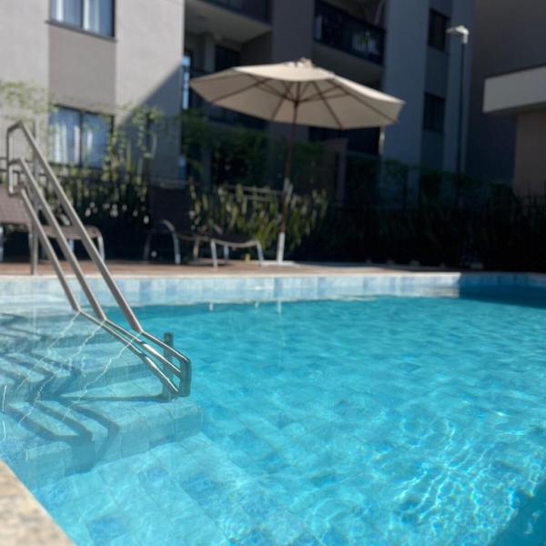 Apartamento - 2 quartos com piscina - 15 mins do Beto carrero