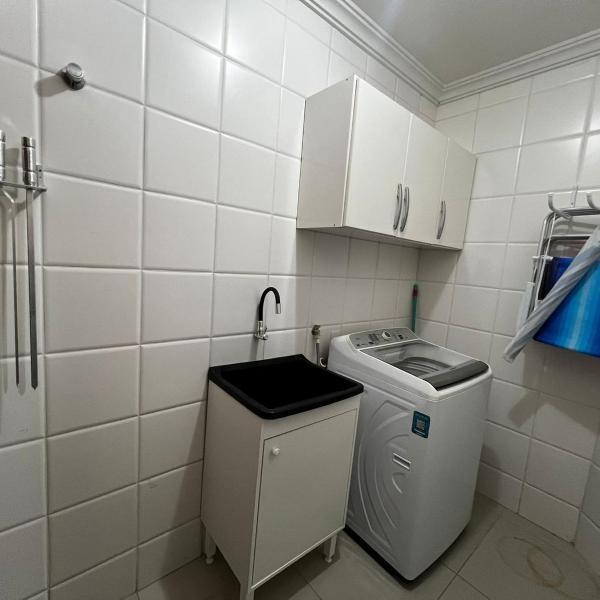 Novidade! Apartamento espaçoso próximo a praia - Foto 4