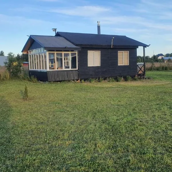 Cabaña en Frutillar，弗魯蒂亞爾的飯店