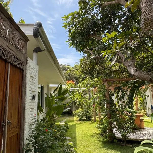 Casa Della by Kahurangi: Sekongkang şehrinde bir otel