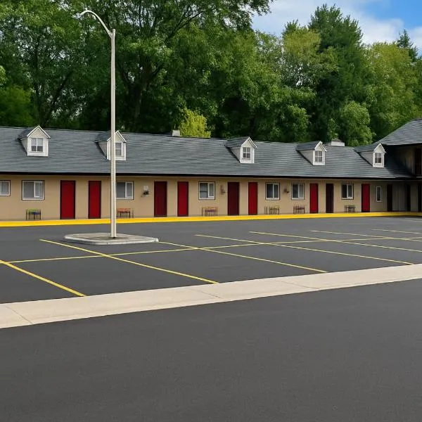 Rocky Mountain Lodge & Suites, hotel di Renfrew