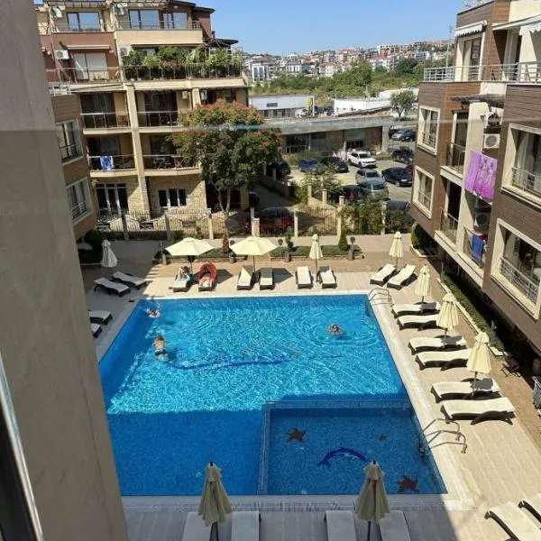Апартаменти Нино, Hotel in Sosopol