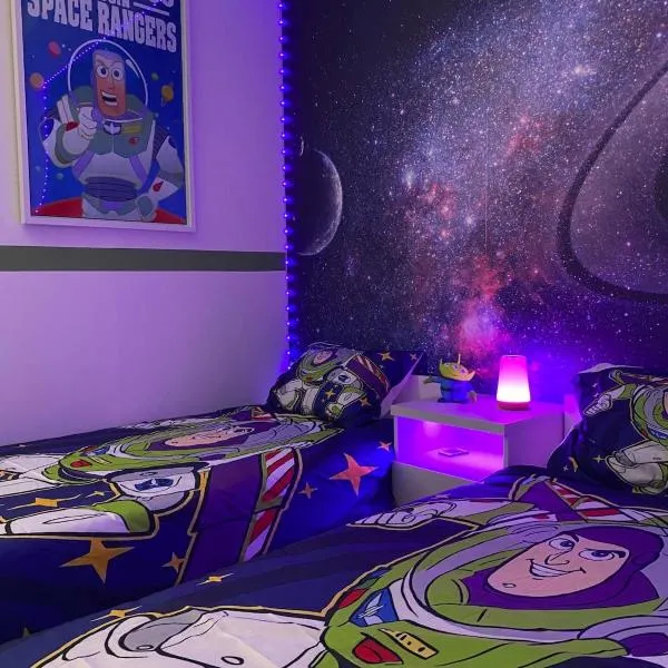 Chez Woody & Buzz - 10 minutes Disneyland Paris, hotel in Saint-Germain-sur-Morin