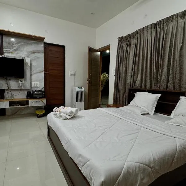Aavasan home stay, hotel a Dāvangere