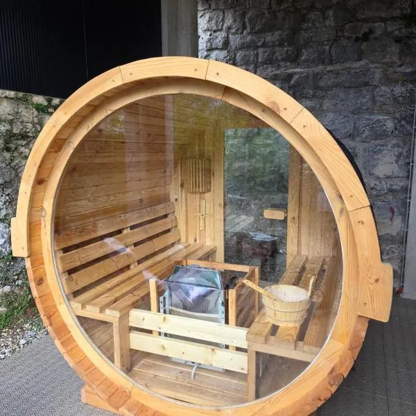 Holiday Home Inga with free private parking, hotel a Fiume (Rijeka)