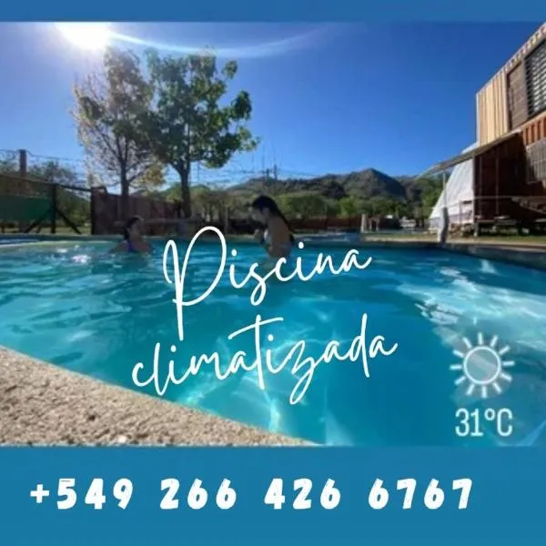 Cabañas en Koslay Ñalala Ivoqué con piscina climatizada en épocas cálidas, hotel in Juana Koslay 