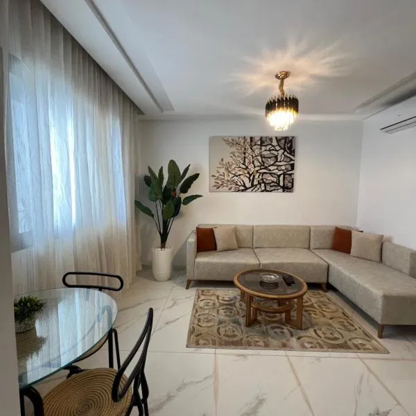 Superbe appartement a ain zaghouen - proche aéroport, hotel v destinaci Tunis