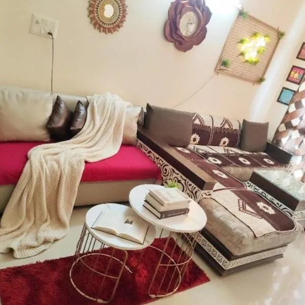 Exclusive Floor on Manali Expressway for Family, hotel a Mohali