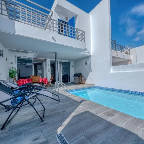 Villa Mariña- Heated pool, hotel sa Playa Blanca