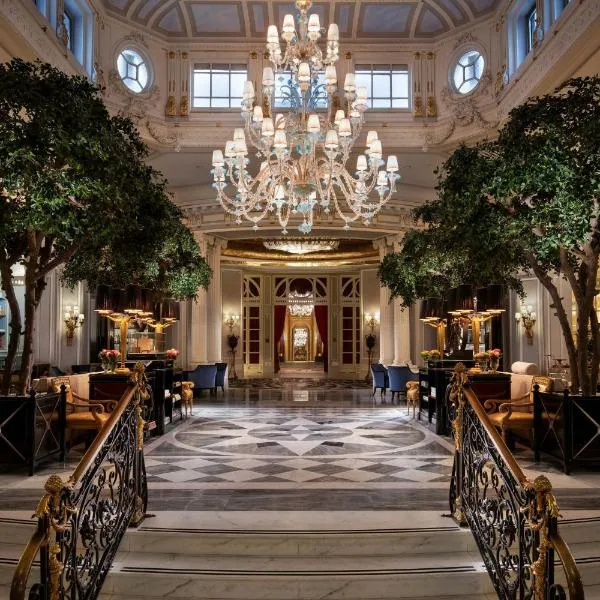 The St. Regis Rome, hotel v Ríme