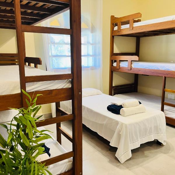 Casa na praia com amplo quintal - Foto 2