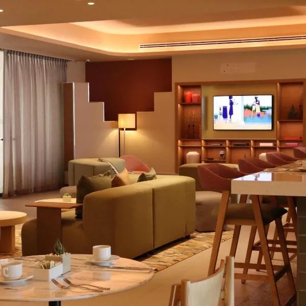 Novotel Mexico City Santa Fe, hotel en Ciudad de México