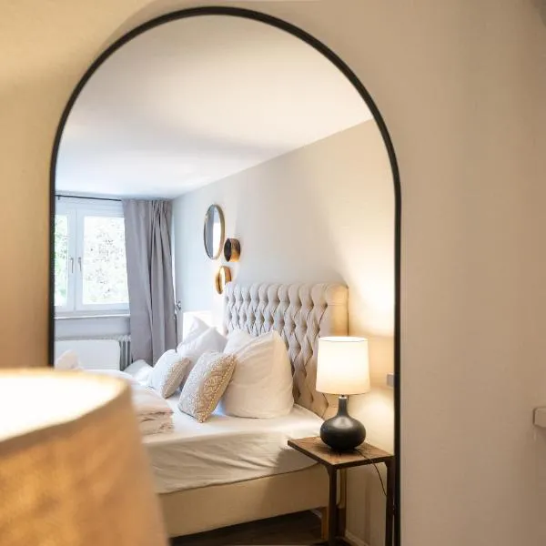 See-Maisonette mit Wellness-Sauna, Hotel in Öhningen