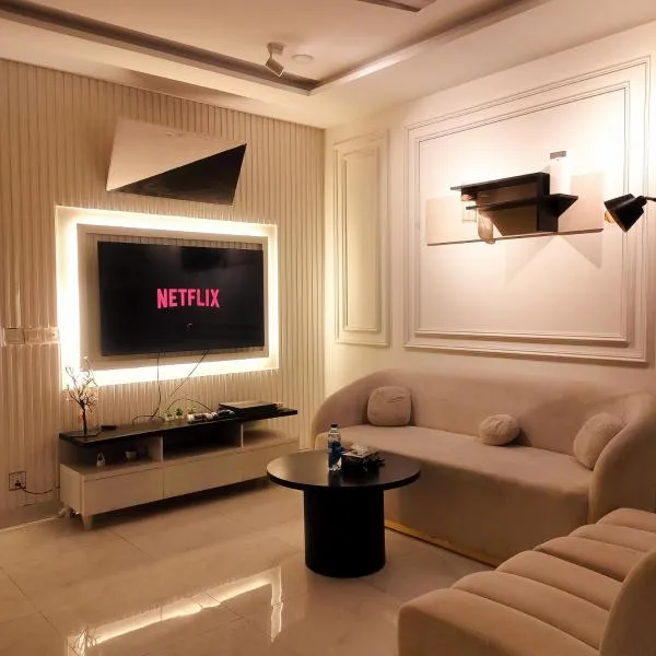 Zameen Opal 1 Bedroom Apartment: Lahor şehrinde bir otel