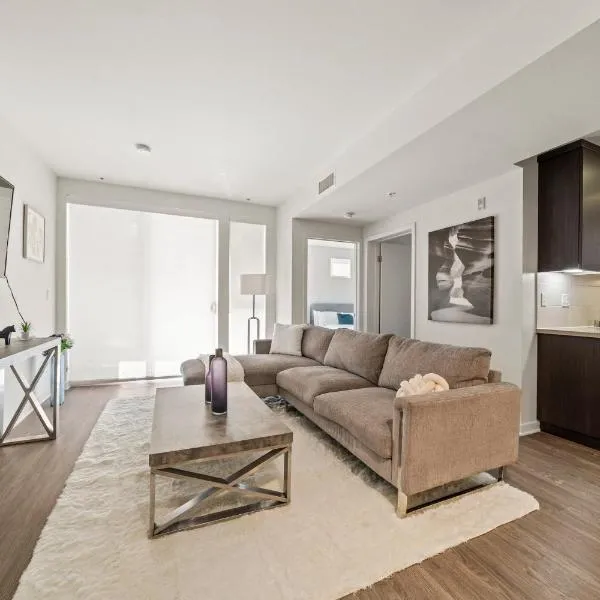 Santa Monica Coastal Retreat with Free Parking Minutes Walk to the Beach, hotel in Los Angeles