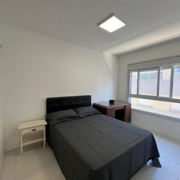Apartamento 3 suítes a 100m da praia - Foto 2