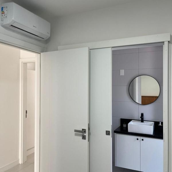 Apartamento 3 suítes a 100m da praia - Foto 3