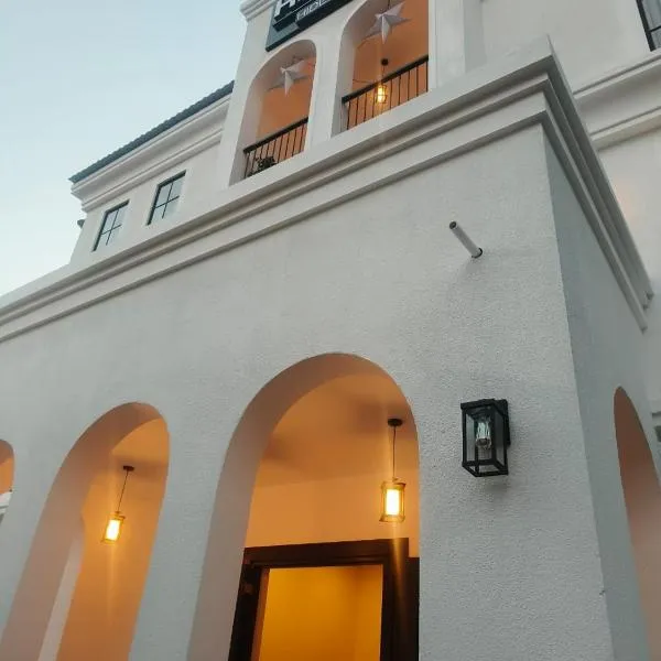 Henmil Hideaway, hotel sa Anjuna