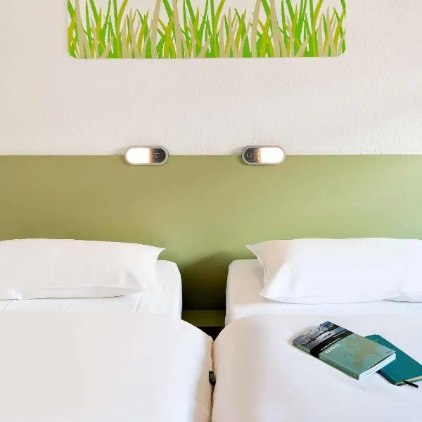 Hôtel Inn Design Issoudun، فندق في إيسّودا