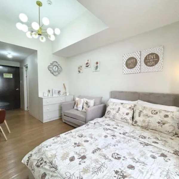 12F Condo at The Loop Tower Limketkai Center CDO，位于卡加盐德奥罗的酒店