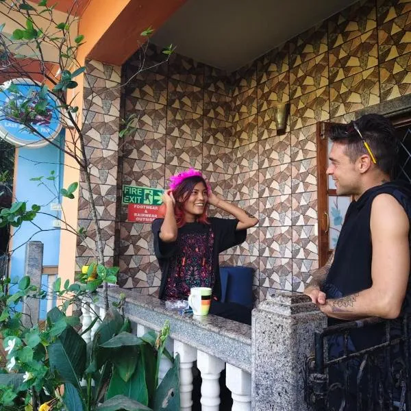 Last Minute Trip Hostel Morjim-By The Sea, hotel in Morjim