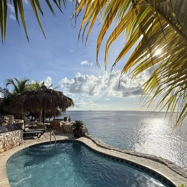 Oceanfront apartments 18 & 19 - Lagun Blou Dive & Beach Resort, Curaçao, hotel em Lagun