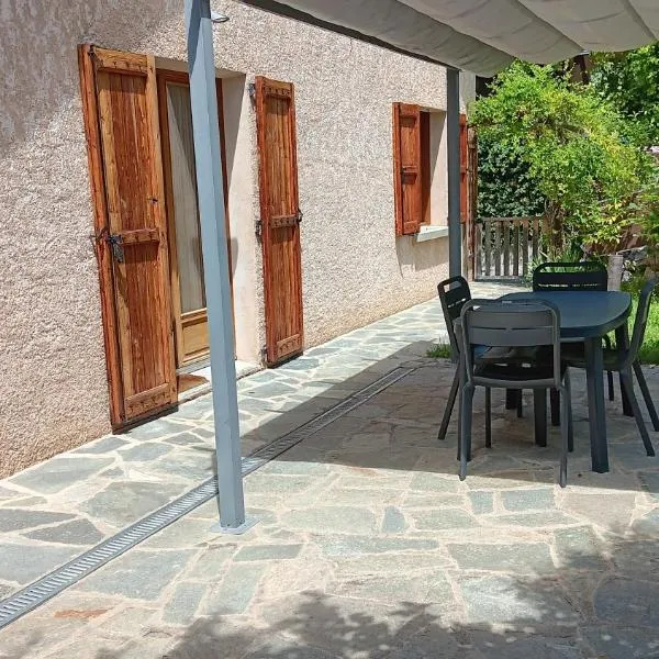 Rez de Jardin Guillestre, ξενοδοχείο σε Guillestre