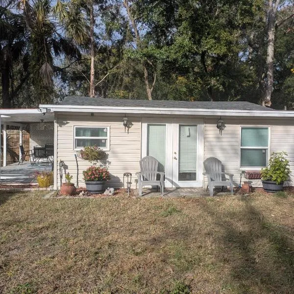 Cottage & Garden, hotel i Jacksonville
