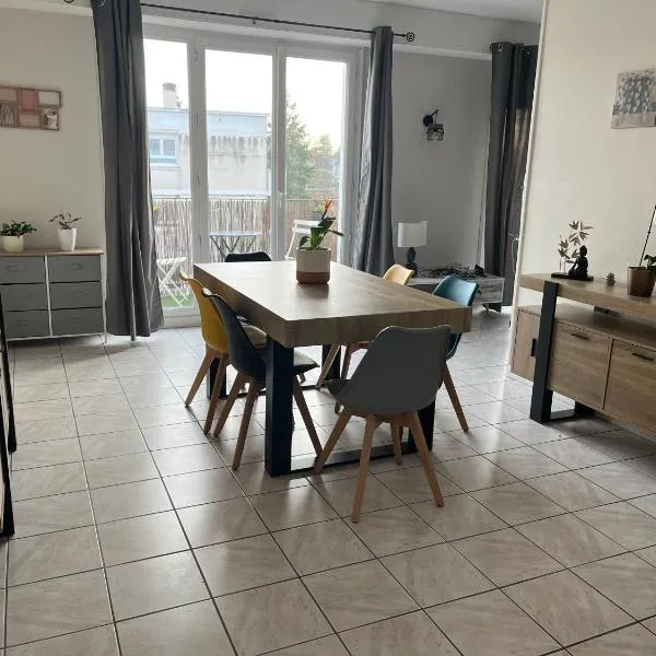 Appart Cosy Centre ville -proche gare, hotel en Châtellerault