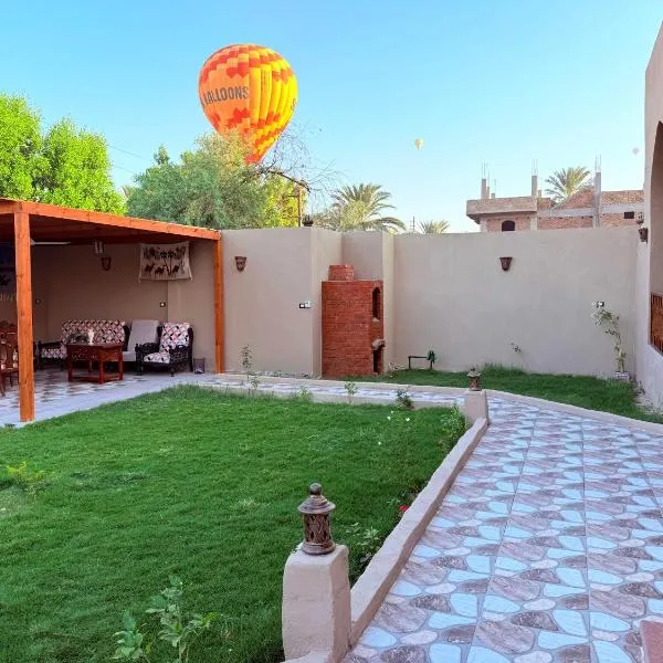 Bab Al Shams Palace, hotel in Luxor