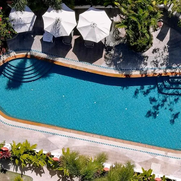 The One Cozy, hotel in Chalong 