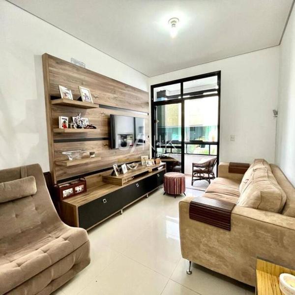 Duplex cobertura with private Jacuzzi, 180m from the beach