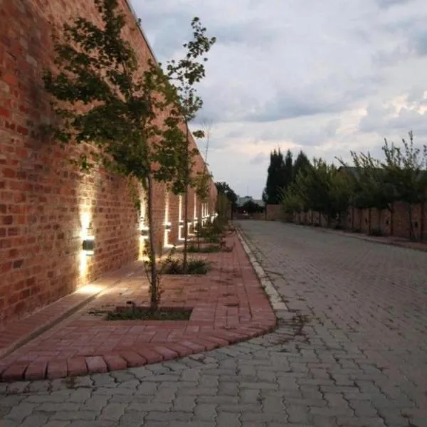 Sunrise Serenity Estate, hotel in Potchefstroom