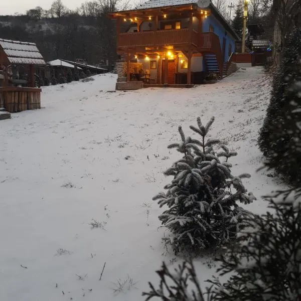 Casa La Casiru 6, מלון בStraja