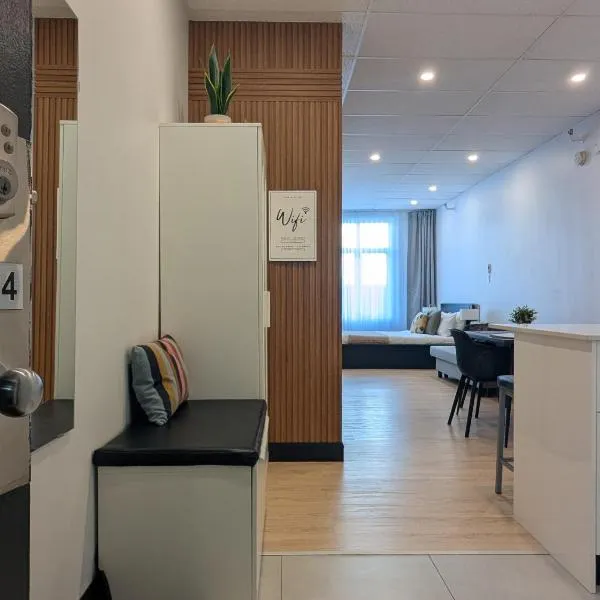 St Jo'Studio، فندق في مدينة كيبك