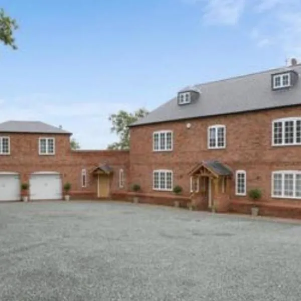 Annexe at The Chalet - A one bedroom annexe with gorgeous countryside views, hotel a Stratford-upon-Avon