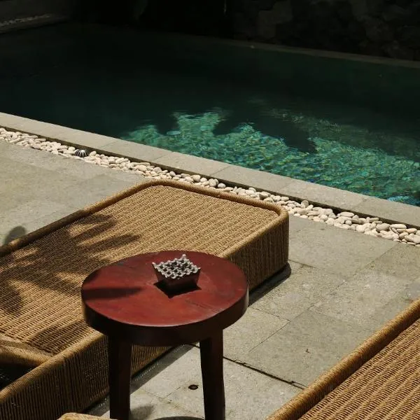 Luna Ola Villa Berawa, хотел в Канджу