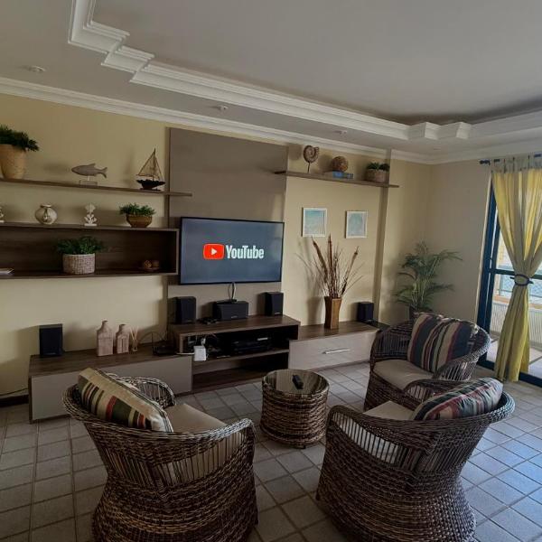 Apartamento com 4 suítes em Salinas - Pa