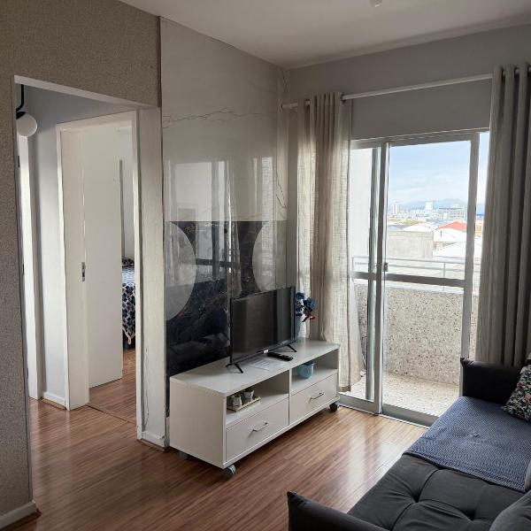 Lindo apartamento completo e com garagem coberta - Foto 4