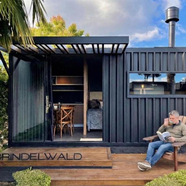 Tiny House Grindelwald | Banheira + Lareira