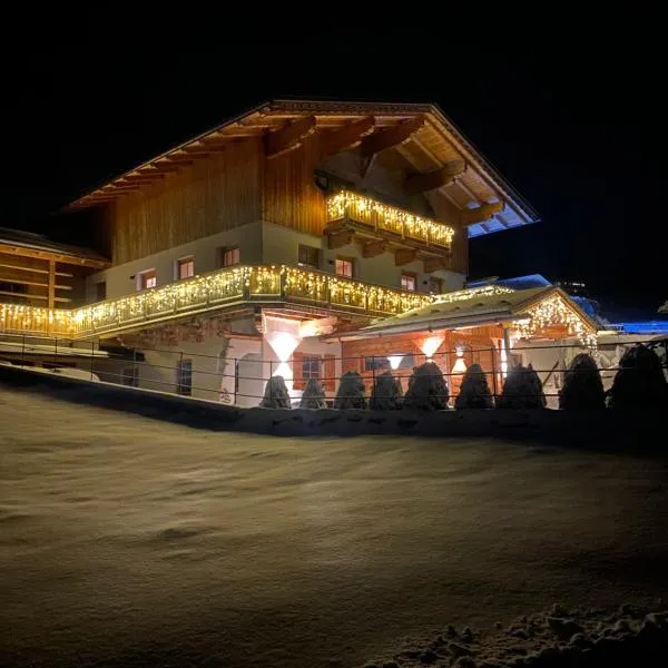 Chalet Heidi, hotel a Kartitsch