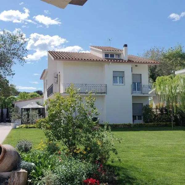 Romana Guest House, hotel in Infernetto