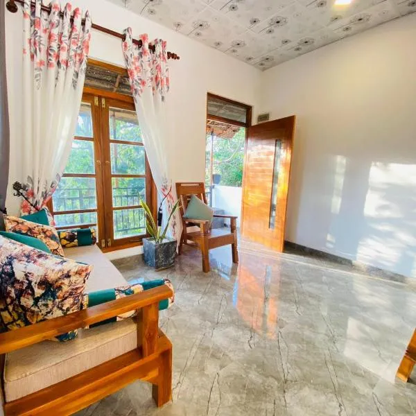 m&s villa, hotel in Weligama
