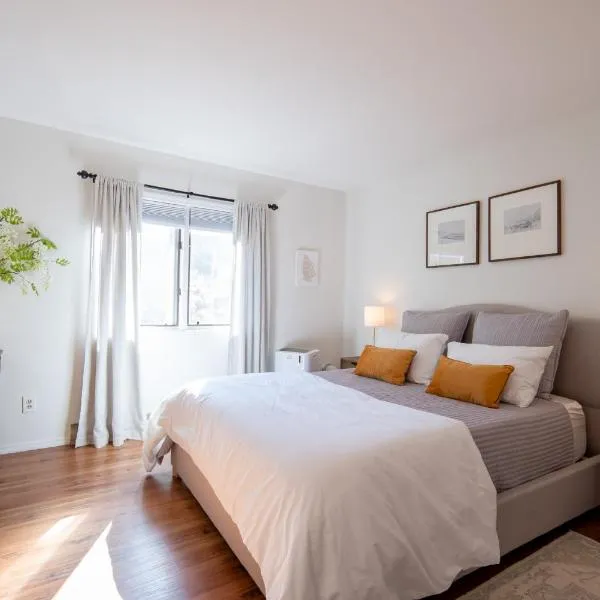 Outdoors, Hiking, Skiing Mountain Vacation Getaway, отель в городе Tannersville