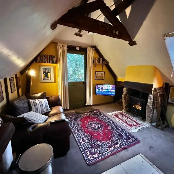 Ideal for Solos HTub Retro Decor Parking WiFi, hotel en Newton Abbot