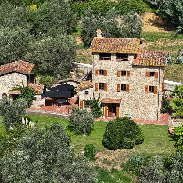 Stillvolles Landhaus zwischen Lucca und Versilia, hotel in Montigiano