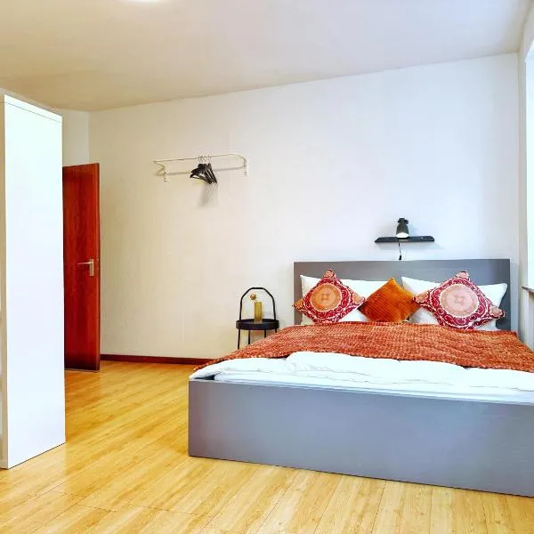 Zentrales 2-SZ-Apartment Nr 2 - Top-Lage am HBF, hôtel à Krefeld