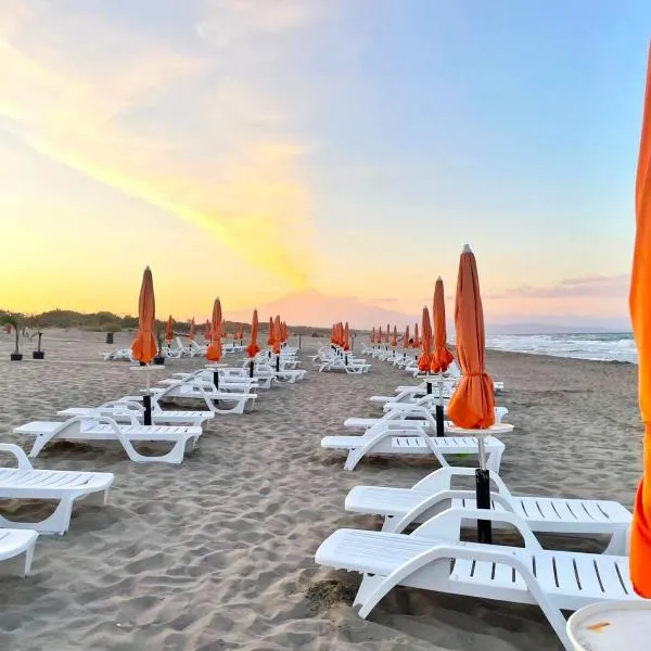 Mg Palace Hotel Costa del Sole, ξενοδοχείο σε Vaccarizzo - Delfino